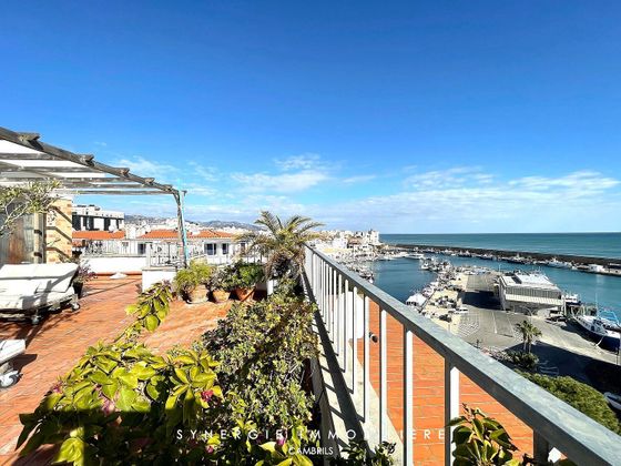 Foto 2 de Àtic en venda a L'Ametlla de Mar de 4 habitacions amb terrassa i garatge
