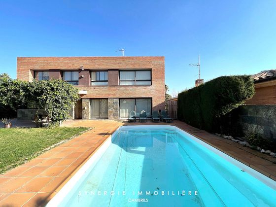 Foto 1 de Xalet en venda a Mestral de 6 habitacions amb terrassa i piscina