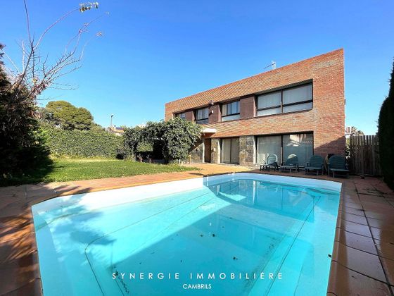 Foto 2 de Xalet en venda a Mestral de 6 habitacions amb terrassa i piscina