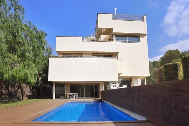 Foto 1 de Xalet en venda a Can Girona - Terramar - Can Pei - Vinyet de 5 habitacions amb terrassa i piscina