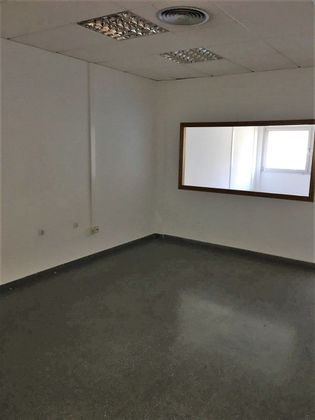 Foto 2 de Oficina en venda a Nueva Almería - Cortijo Grande - Vega de Acá de 140 m²