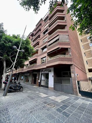 Foto 1 de Piso en venta en Barrio Alto - San Félix - Oliveros - Altamira de 6 habitaciones con terraza y aire acondicionado