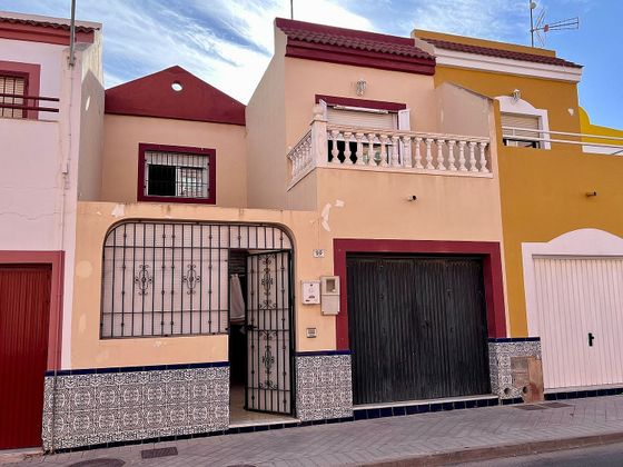 Foto 1 de Casa adosada en venta en La Cañada-Costacabana-Loma Cabrera-El Alquián de 4 habitaciones con terraza y balcón
