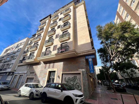 Foto 1 de Piso en venta en Barrio Alto - San Félix - Oliveros - Altamira de 3 habitaciones con aire acondicionado y ascensor