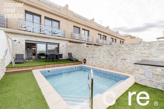 Foto 1 de Casa en venda a Sant Quirze Parc- Vallsuau - Castellet de 4 habitacions amb terrassa i piscina