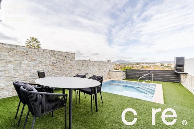 Foto 2 de Casa en venda a Sant Quirze Parc- Vallsuau - Castellet de 4 habitacions amb terrassa i piscina
