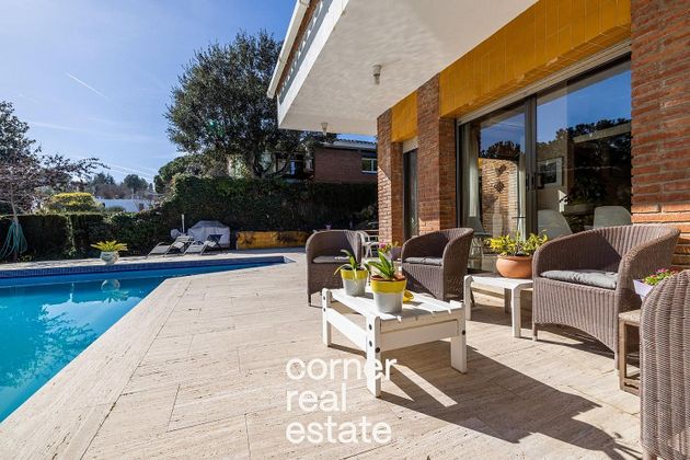 Foto 2 de Chalet en venta en Bellaterra de 4 habitaciones con terraza y piscina