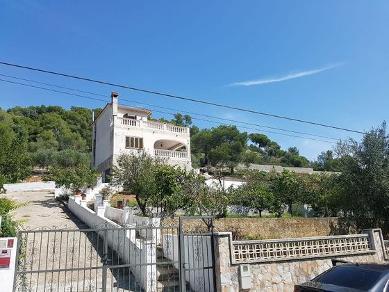Foto 1 de Xalet en venda a Castellet i la Gornal de 3 habitacions amb terrassa i garatge