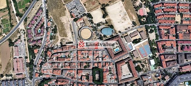 Foto 1 de Venta de terreno en calle De Madrid de 289 m²