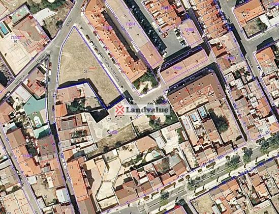 Foto 2 de Venta de terreno en calle Emperatriz Isabel de Portugal de 1690 m²