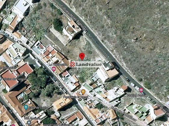 Foto 2 de Venta de terreno en San Sebastián de la Gomera de 895 m²