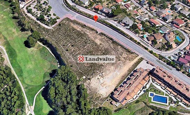 Foto 1 de Venta de terreno en Sant Esteve Sesrovires de 6576 m²