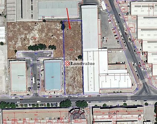 Foto 1 de Venta de terreno en calle De la Resina de 3618 m²