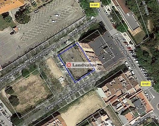 Foto 2 de Terreny en venda a calle Josep Maria Folch i Torres de 702 m²