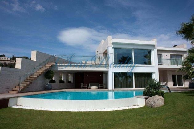 Foto 2 de Xalet en venda a avenida Del Mas Nou de 9 habitacions amb terrassa i piscina