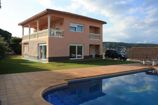 Foto 2 de Chalet en venta en Cabanyes-Mas Ambrós-Mas Pallí de 7 habitaciones con terraza y piscina