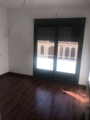 Foto 1 de Pis en venda a Almendralejo de 4 habitacions amb garatge i balcó