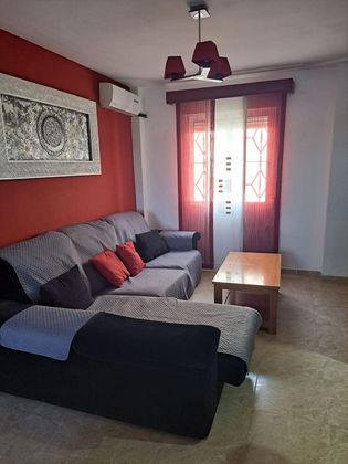 Foto 1 de Casa adosada en venta en Almendralejo de 3 habitaciones con garaje y aire acondicionado