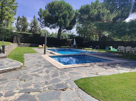 Foto 1 de Xalet en venda a Los Robles de 7 habitacions amb terrassa i piscina
