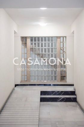 Foto 2 de Piso en venta en El Camp d'en Grassot i Gràcia Nova de 10 habitaciones con ascensor