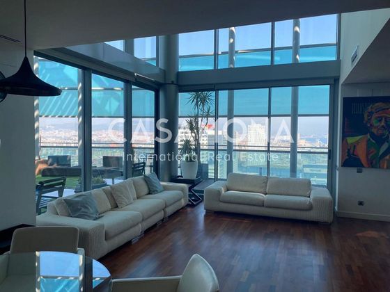 Foto 2 de Àtic en venda a Diagonal Mar i el Front Marítim del Poblenou de 4 habitacions amb terrassa i piscina