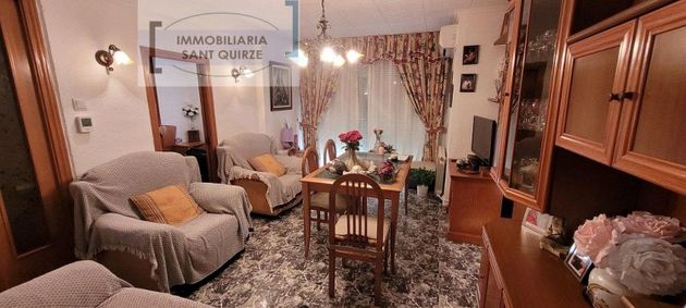 Foto 2 de Pis en venda a Centre - Sant Quirze del Vallès de 3 habitacions amb aire acondicionat i calefacció