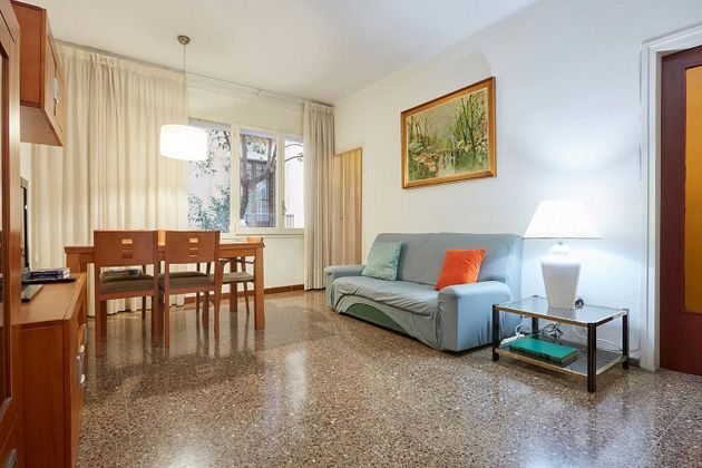 Foto 1 de Pis en venda a Vila de Gràcia de 3 habitacions amb balcó i ascensor