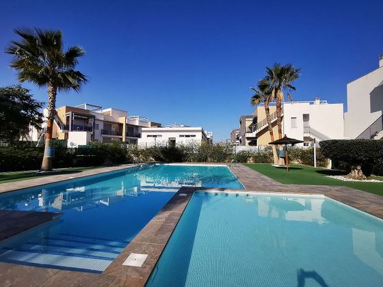 Foto 2 de Venta de casa en calle Jaume de Soler de 3 habitaciones con terraza y piscina