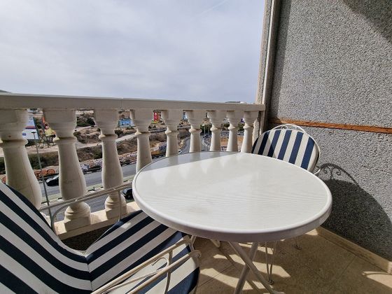 Foto 1 de Piso en venta en calle Hermanos Bazán de 1 habitación con terraza y piscina