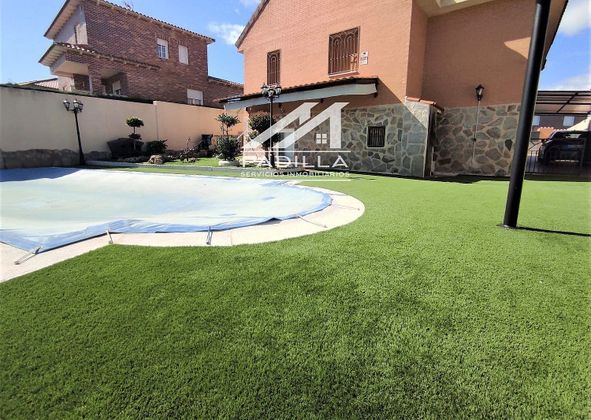 Foto 2 de Xalet en venda a Méntrida de 4 habitacions amb terrassa i piscina