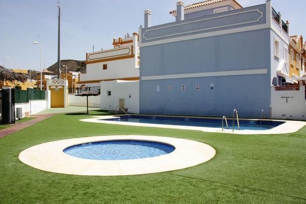 Foto 2 de Alquiler de dúplex en San Juan de los Terreros de 2 habitaciones con terraza y piscina