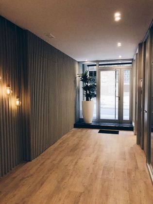 Foto 2 de Alquiler de oficina en calle De Brusi de 15 m²