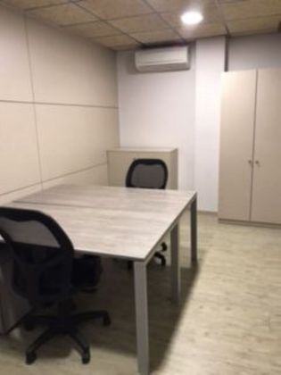 Foto 2 de Oficina en alquiler en calle De Sant Màrius de 16 m²