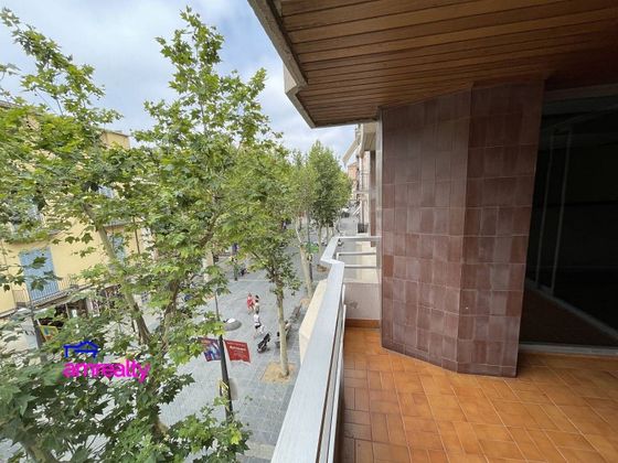Foto 1 de Pis en venda a Centre Vila de 4 habitacions amb balcó i ascensor