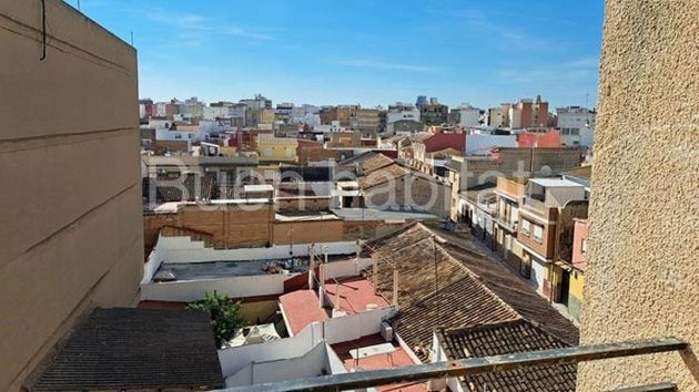 Foto 2 de Pis en venda a Zona Calle Valencia de 3 habitacions amb balcó
