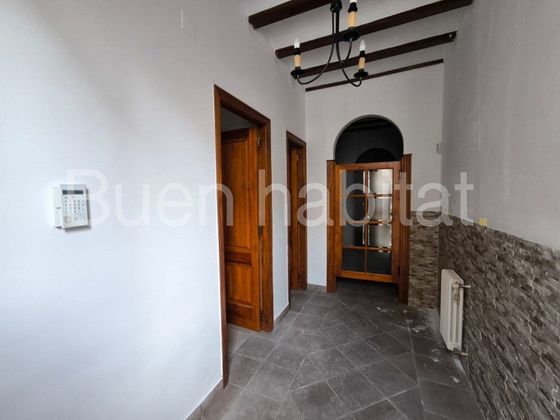 Foto 2 de Casa en venda a Almenara de 4 habitacions amb terrassa