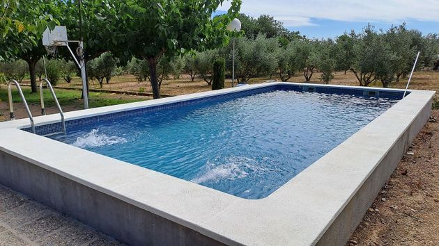 Foto 1 de Casa rural en venta en Vila-seca pueblo de 2 habitaciones con terraza y piscina