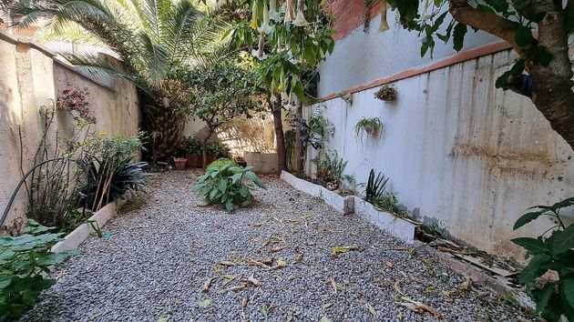 Foto 1 de Piso en venta en Sant Andreu de Palomar de 8 habitaciones con terraza
