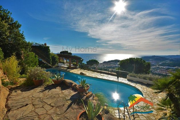 Foto 2 de Chalet en venta en Roca Grossa - Serra Brava de 6 habitaciones con terraza y piscina
