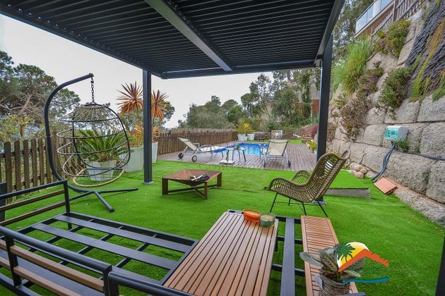 Foto 2 de Xalet en venda a Roca Grossa - Serra Brava de 5 habitacions amb terrassa i piscina