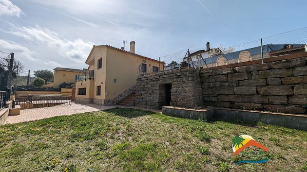 Foto 2 de Venta de chalet en calle De Sant Marc de 4 habitaciones con terraza y piscina