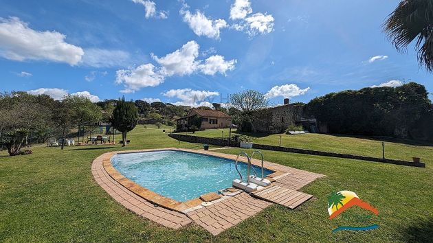 Foto 1 de Casa rural en venda a calle Cadernera de 3 habitacions amb terrassa i piscina