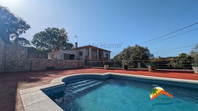 Foto 1 de Xalet en venda a calle De Sant Marc de 3 habitacions amb terrassa i piscina
