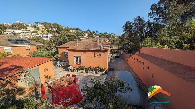 Foto 1 de Xalet en venda a avenida De Les Illes de 3 habitacions amb terrassa i garatge
