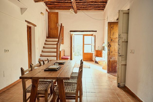 Foto 1 de Casa rural en venda a Sant Joan de Labritja de 4 habitacions amb terrassa i jardí