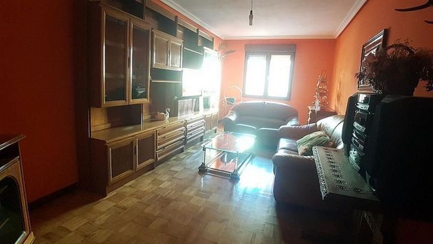 Foto 2 de Piso en venta en calle Alcedo de Los Caballeros de 3 habitaciones con garaje y calefacción