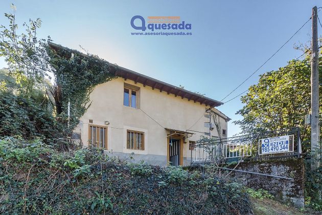 Foto 1 de Casa en venta en calle Aldea Villar de 4 habitaciones con terraza y jardín