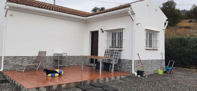 Foto 1 de Casa rural en venda a Álora de 1 habitació amb terrassa i jardí
