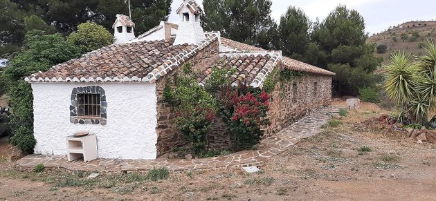 Foto 2 de Casa rural en venta en calle Ermita Las Tres Cruces de 3 habitaciones con terraza y jardín
