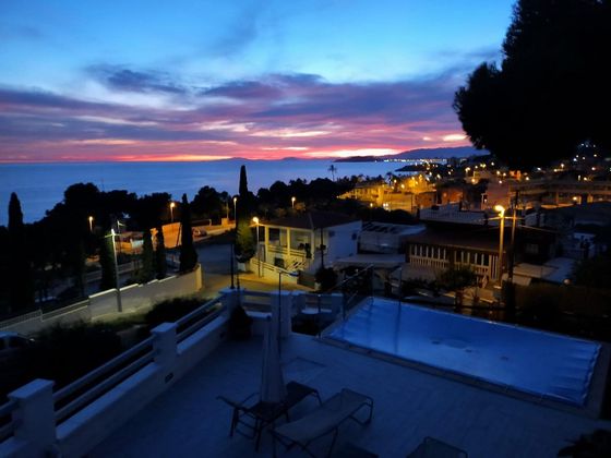 Foto 2 de Chalet en venta en Los Puertos de 3 habitaciones con terraza y piscina